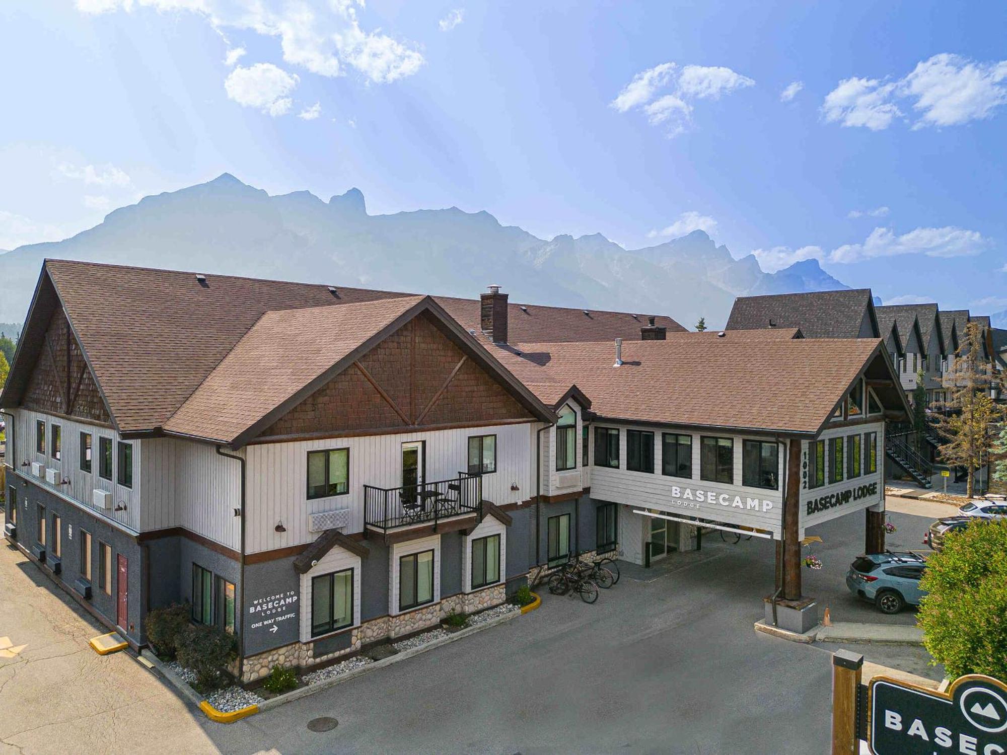 Basecamp Lodge Canmore Exteriér fotografie